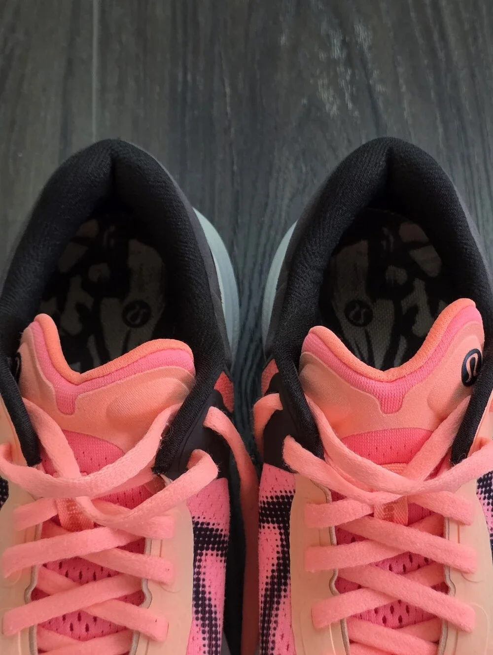 Lululemon Beyondfeel Women's 8 Neon Coral Athletic Running Shoes